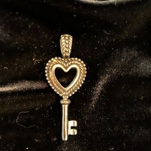 Lia Sopia key pendant